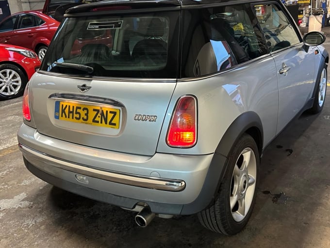 2004 Mini Hatch