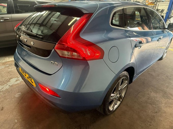 2015 Volvo V40
