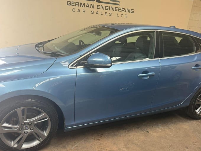 2015 Volvo V40