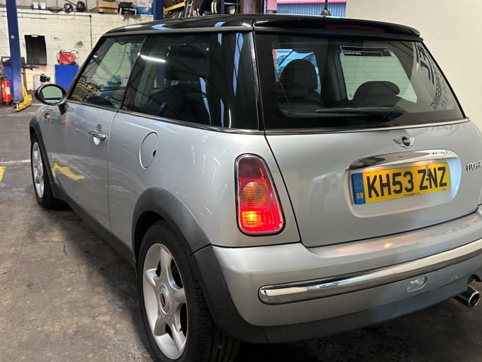 2004 Mini Hatch