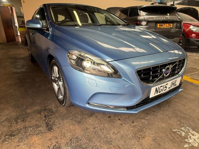 2015 Volvo V40