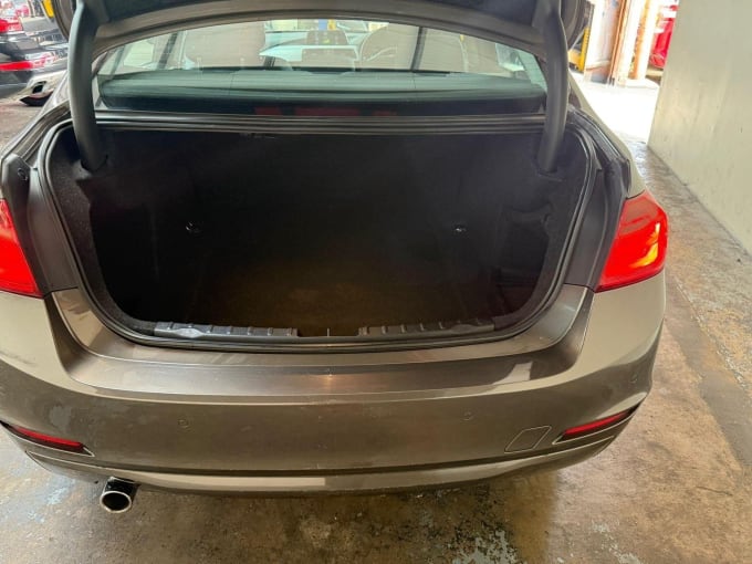 2012 BMW 3 Series
