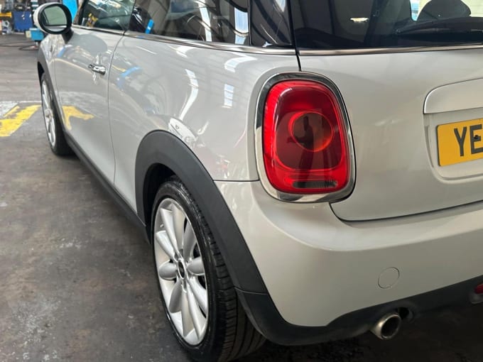 2015 Mini Hatch