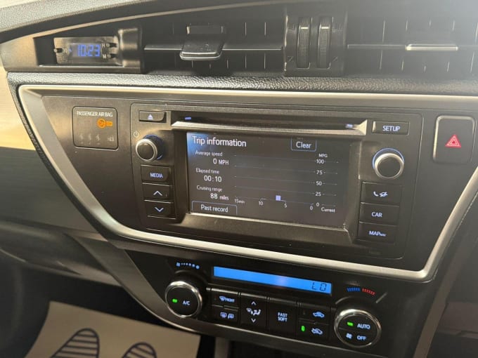 2013 Toyota Auris