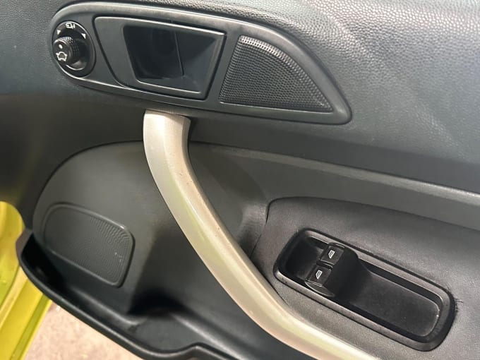 2008 Ford Fiesta