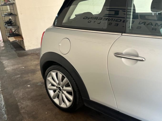 2015 Mini Hatch