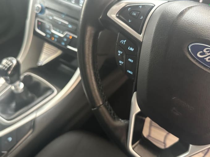 2016 Ford Mondeo