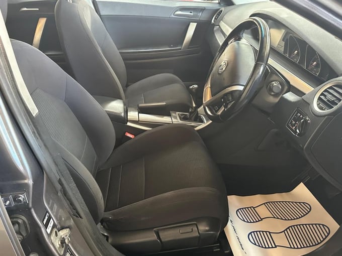 2013 Mg Mg6