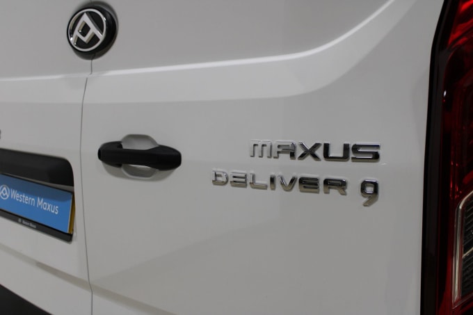 2024 Maxus Deliver 9