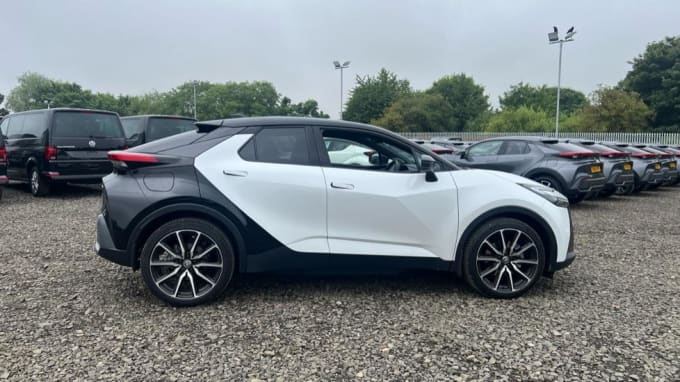 2024 Toyota C-hr