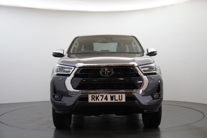 2024 Toyota Hilux