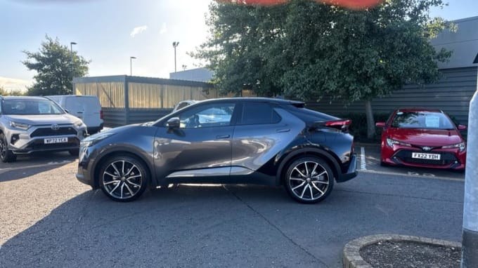 2024 Toyota C-hr