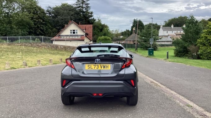 2023 Toyota C-hr