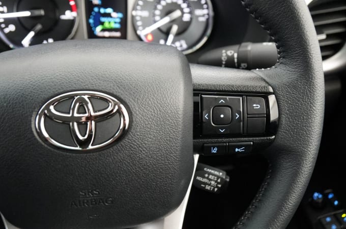 2024 Toyota Hilux