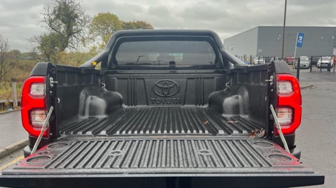 2021 Toyota Hilux