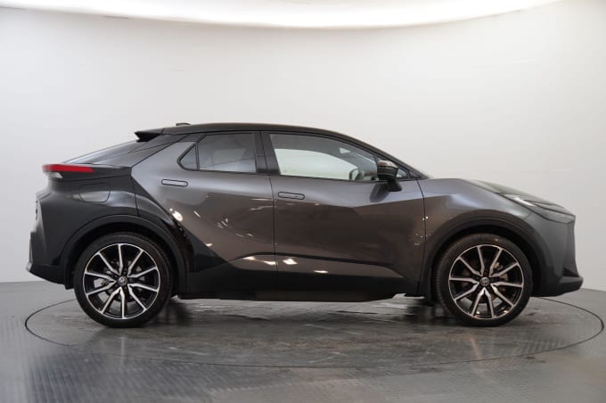 2024 Toyota C-hr