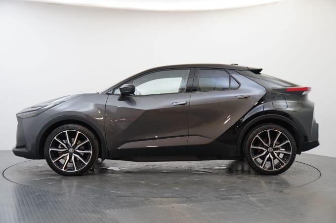 2024 Toyota C-hr