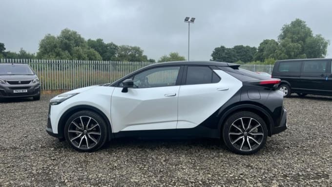 2024 Toyota C-hr