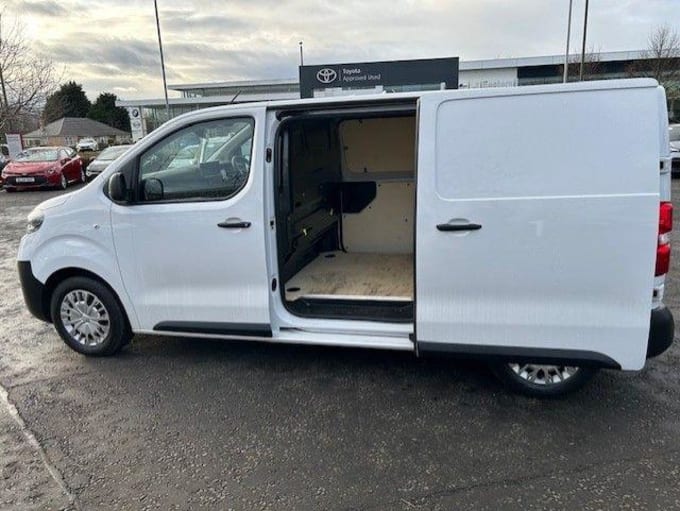 2024 Toyota Proace