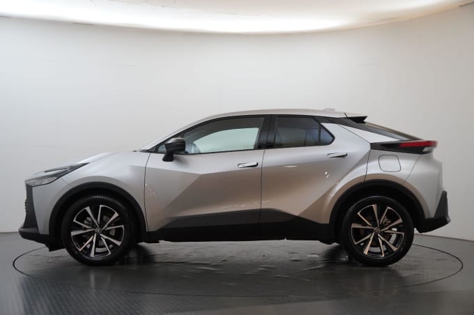 2024 Toyota C-hr