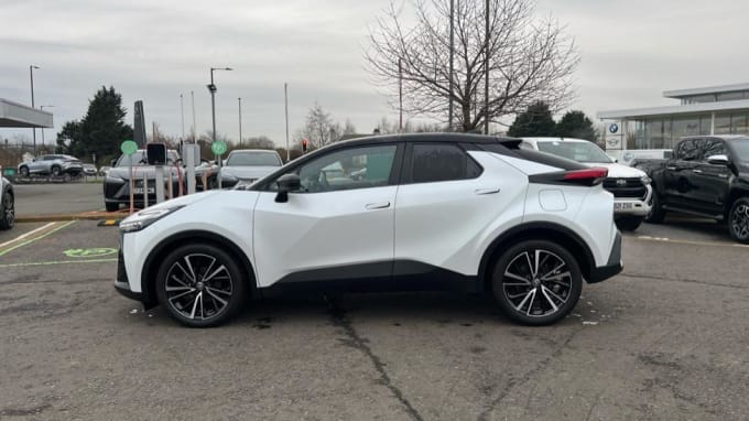 2024 Toyota C-hr