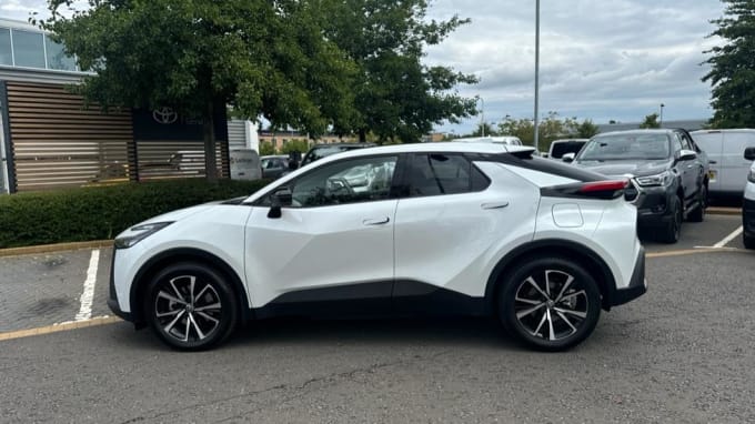 2024 Toyota C-hr