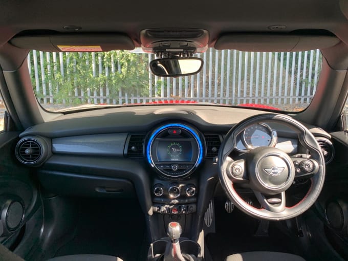 2025 Mini Hatch