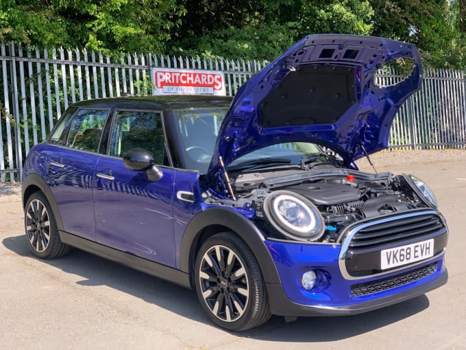 2025 Mini Hatch