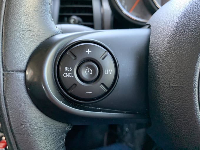 2025 Mini Hatch