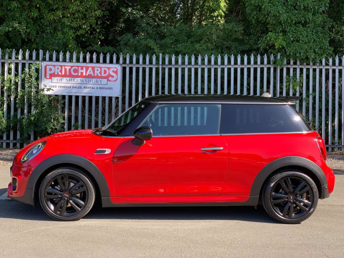 2025 Mini Hatch