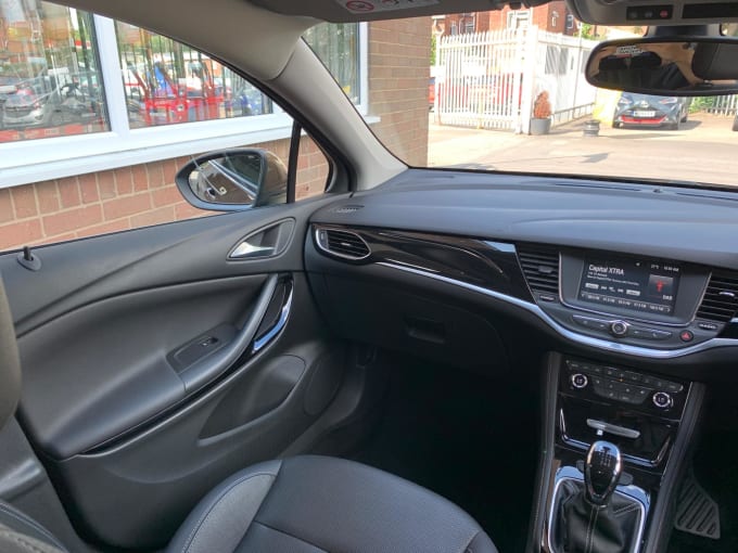 2025 Vauxhall Astra