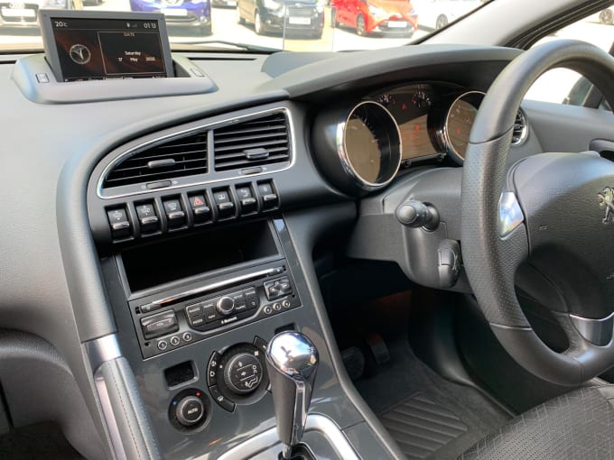 2025 Peugeot 3008