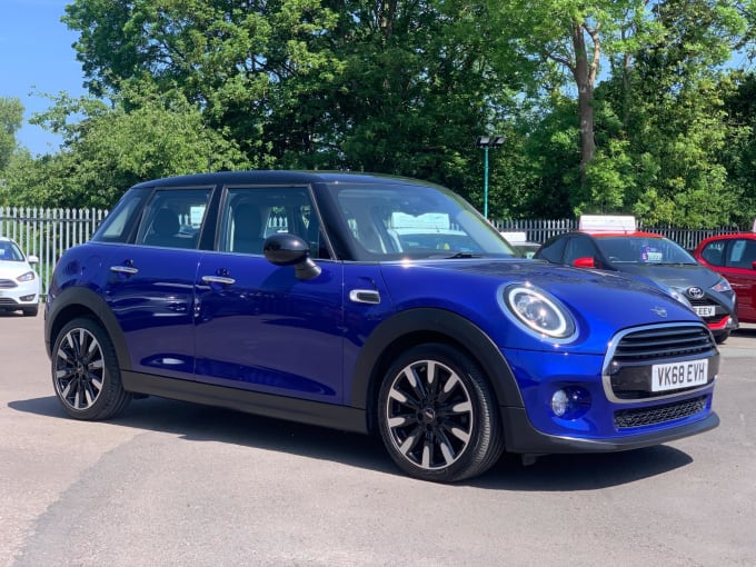 2025 Mini Hatch
