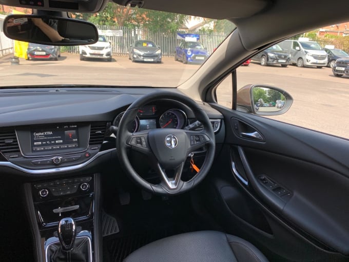 2025 Vauxhall Astra