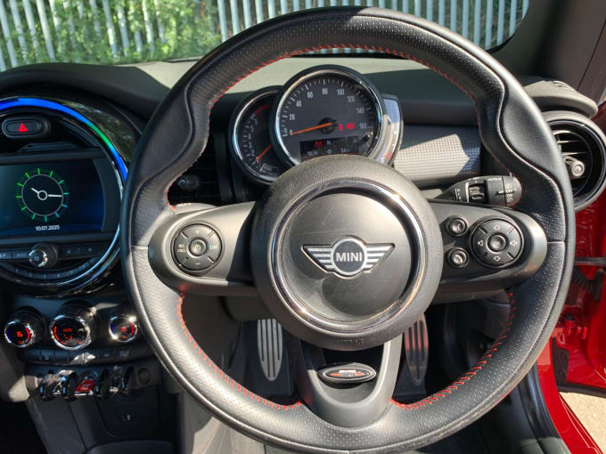 2025 Mini Hatch