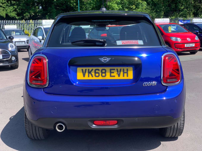 2025 Mini Hatch