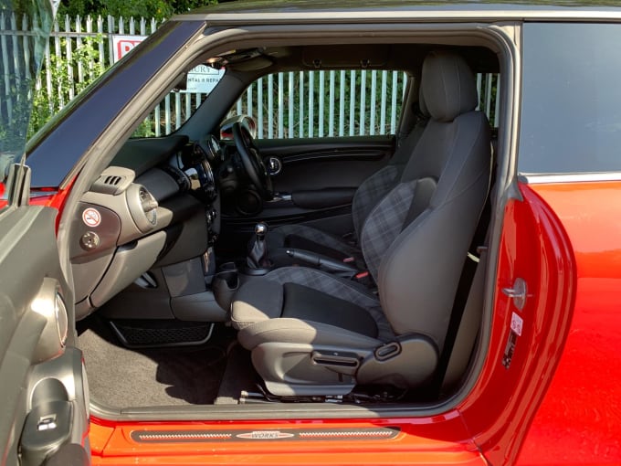 2025 Mini Hatch