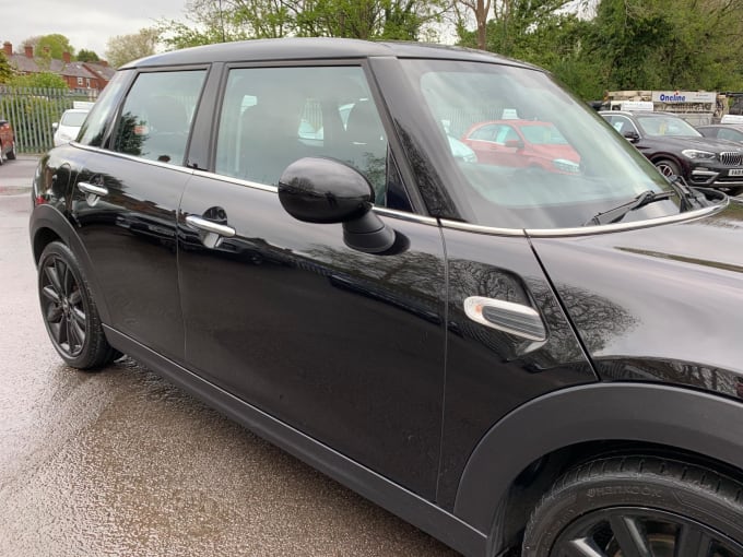 2025 Mini Hatch
