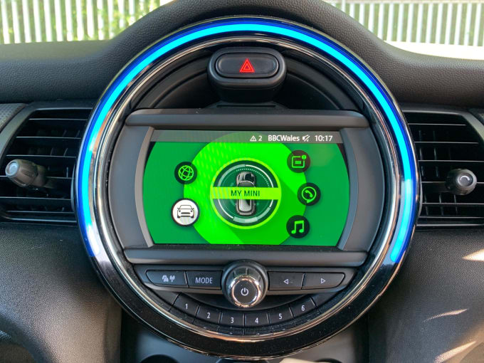 2025 Mini Hatch