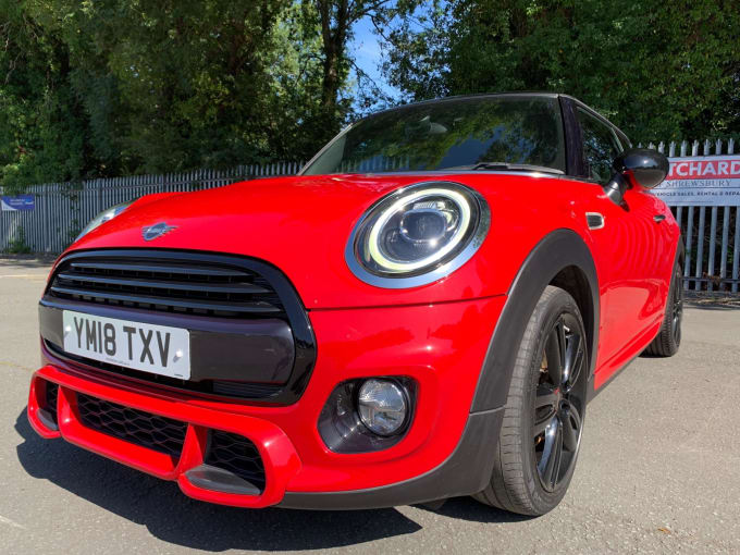 2025 Mini Hatch