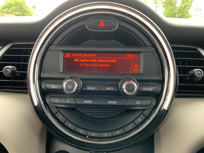 2025 Mini Hatch