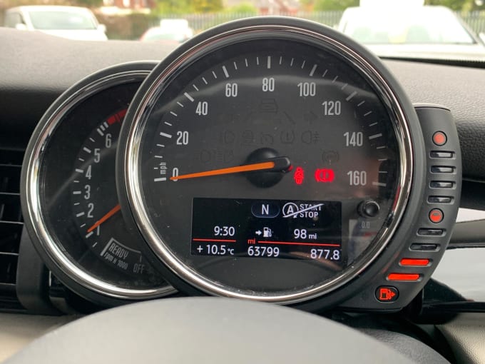 2025 Mini Hatch