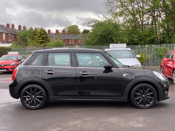 2025 Mini Hatch