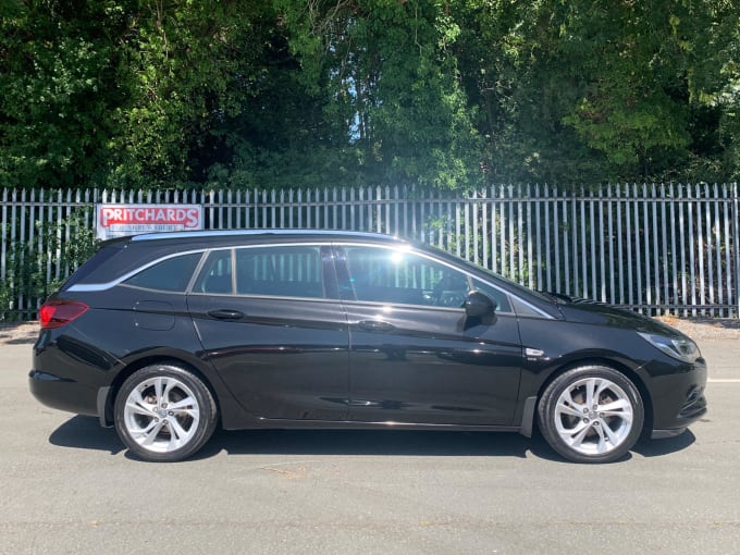 2025 Vauxhall Astra