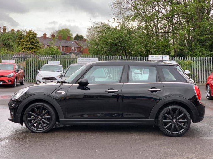 2025 Mini Hatch