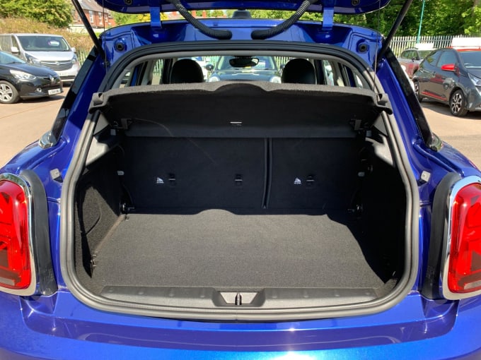 2025 Mini Hatch