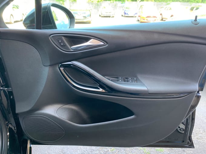 2025 Vauxhall Astra