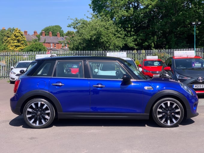 2025 Mini Hatch