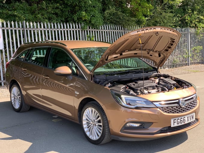 2025 Vauxhall Astra