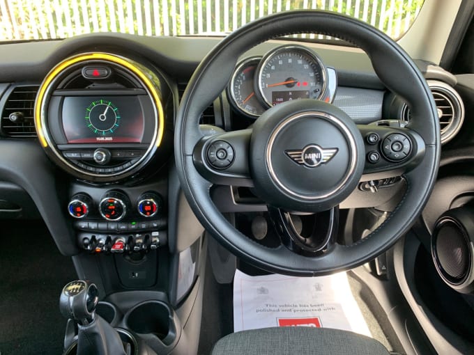 2025 Mini Hatch